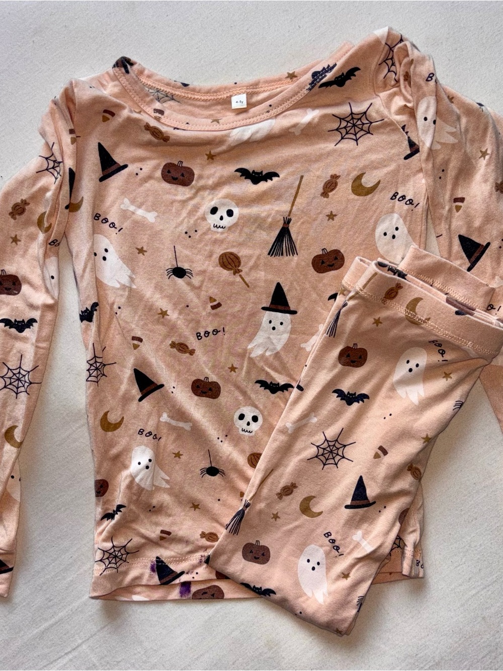 Quincy Mae Halloween Ghosts Pajama Set